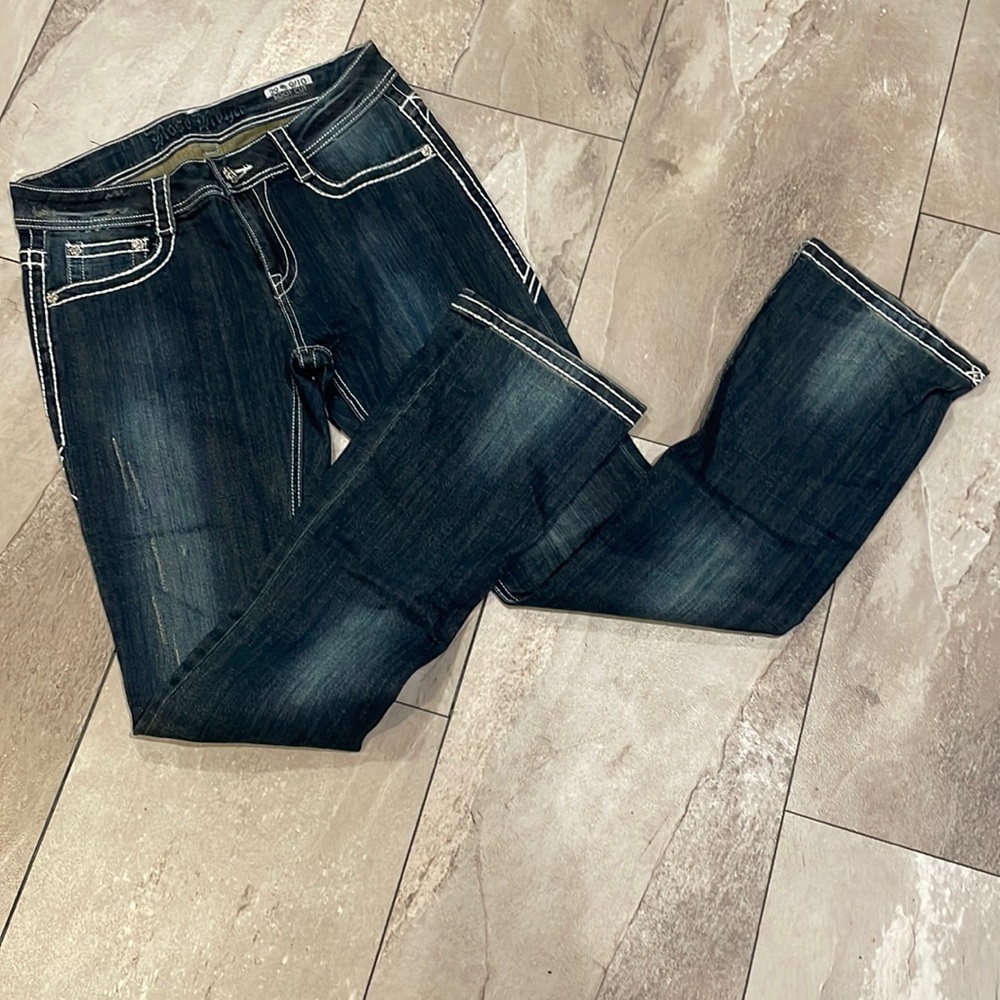 Boot cut jeans